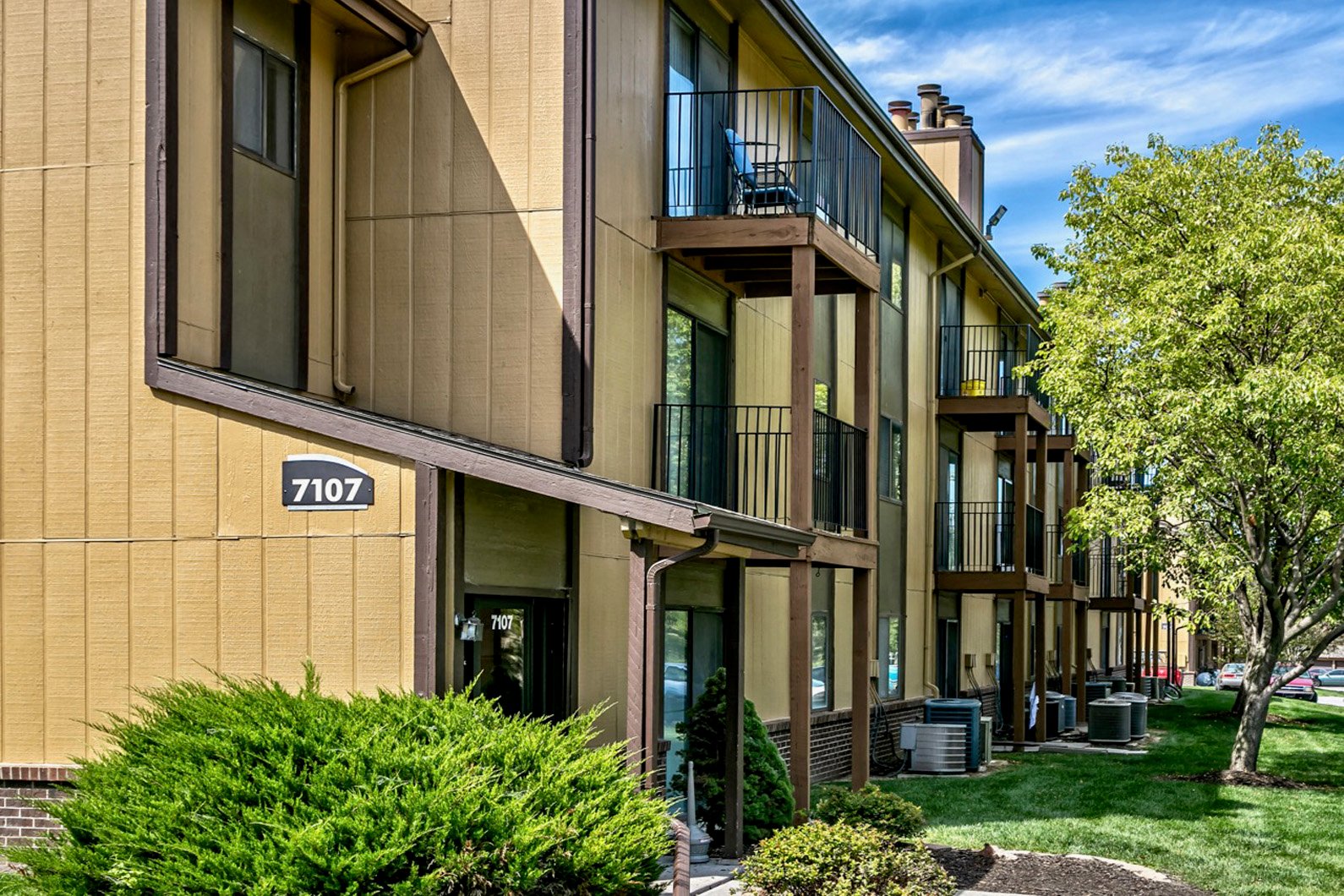 Willow Creek Apartments, 7007 S 145th Street, Omaha, NE RentCafe